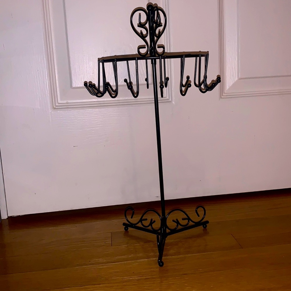 Jewelry stand